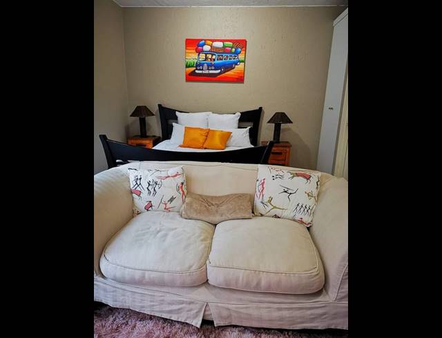 1 BEDROOM APARTMENT FOR SALE IN RANDBURG CENTRAL